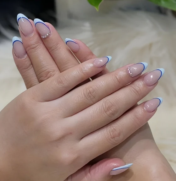 Soft French manicure with fine blue tips